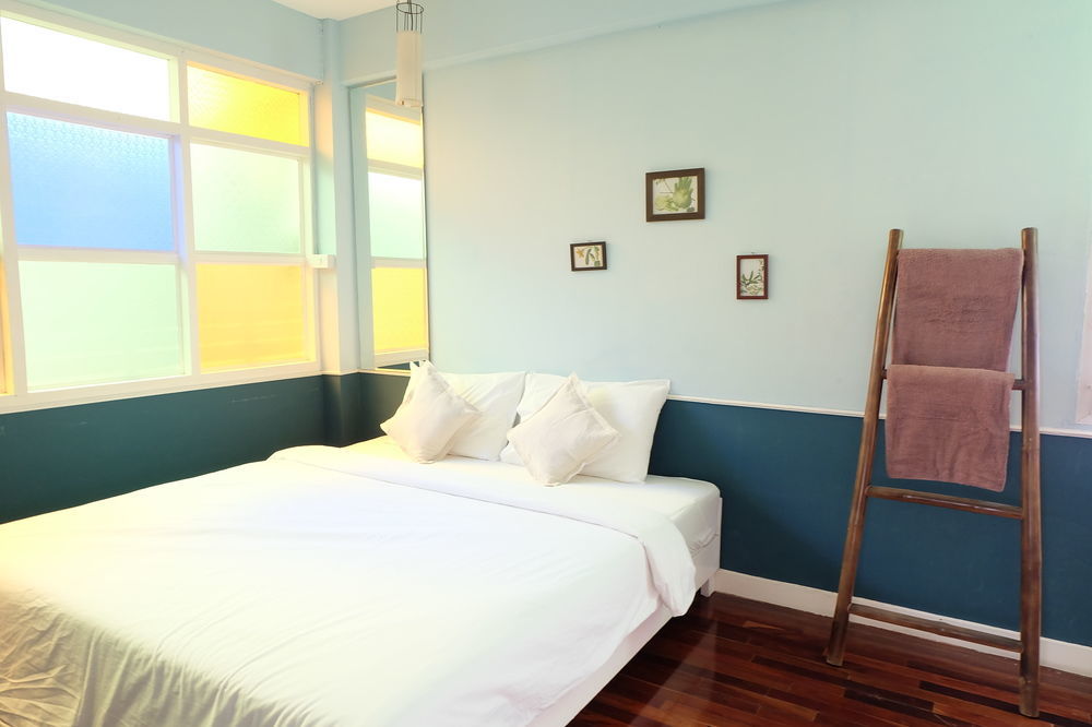 Udee Cozy Bed & Breakfast Csiangmaj Kültér fotó