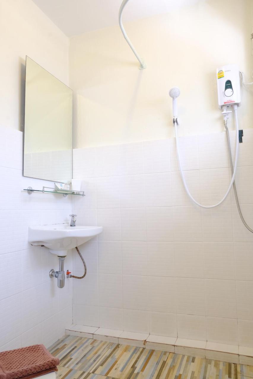 Udee Cozy Bed & Breakfast Csiangmaj Szoba fotó